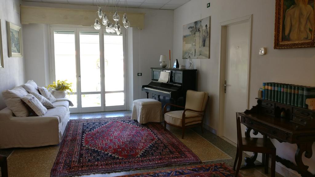 Casamare Hotel San Vincenzo Buitenkant foto