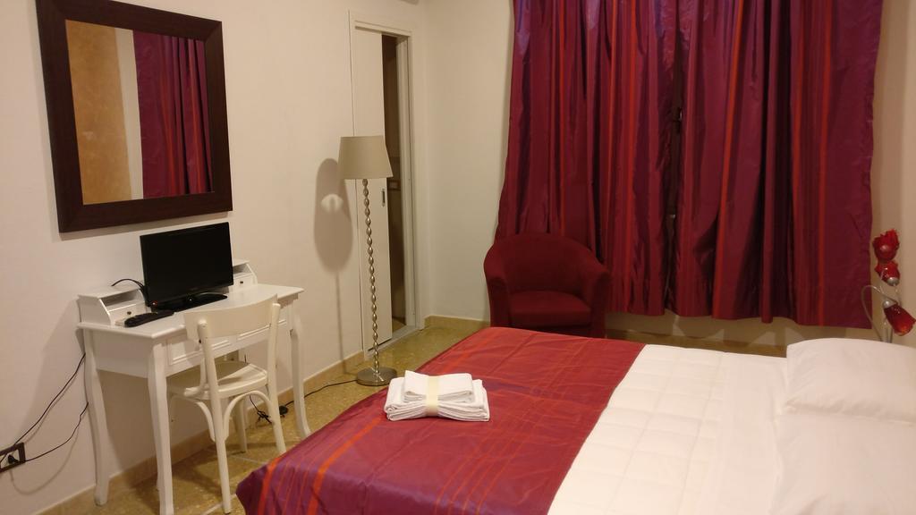 Casamare Hotel San Vincenzo Buitenkant foto